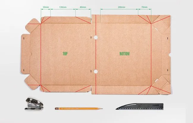 Como hacer un soporte para el portátil con una simple caja de pizza |