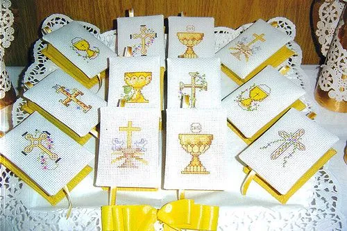 Dibujos de cruces en punto de cruz para primera comunión - Imagui Dibujos de cruces en punto de cruz para primera comunión - Imagui