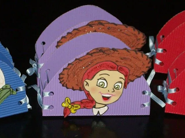 Todo Souvenires - Mia victoria: TODO GOMA EVA!!! MASCARAS Y ...