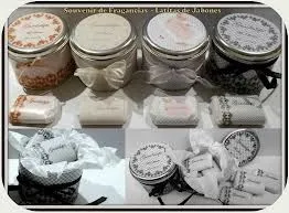 Souvenirs