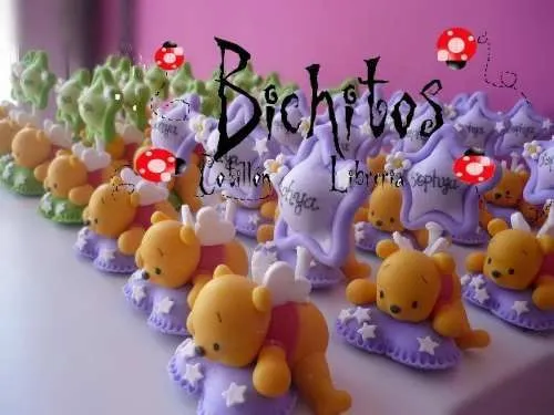 Souvenirs Nacimiento/ Bautismo Winnie Pooh En Porcelana Fría ...