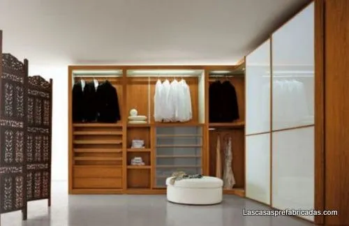 SPLIT – Closets prefabricados