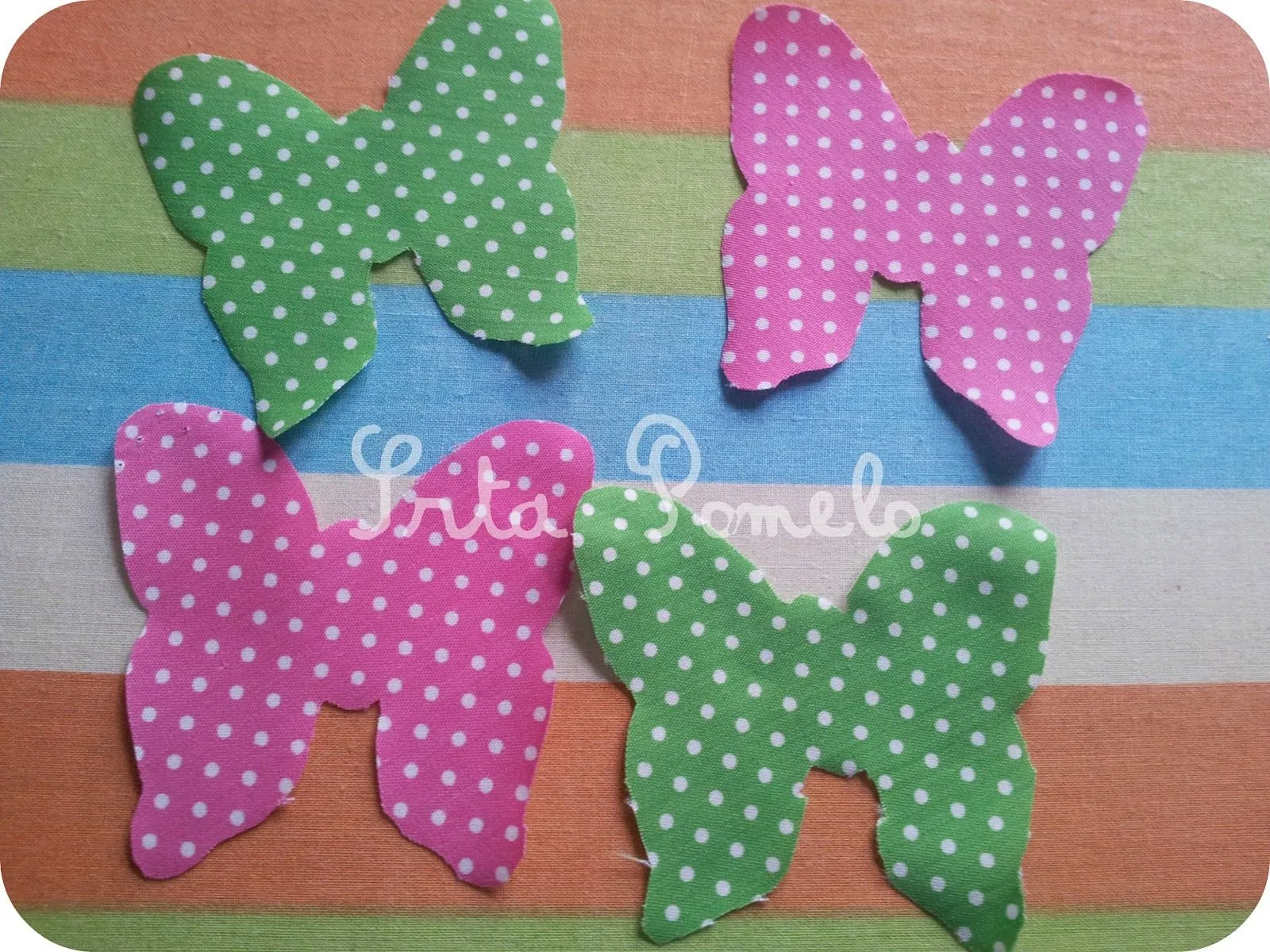 Srta Pomelo DIY: Tutorial: cómo hacer unos posavasos de tela. Srta Pomelo DIY: Tutorial: cómo hacer unos posavasos de tela.