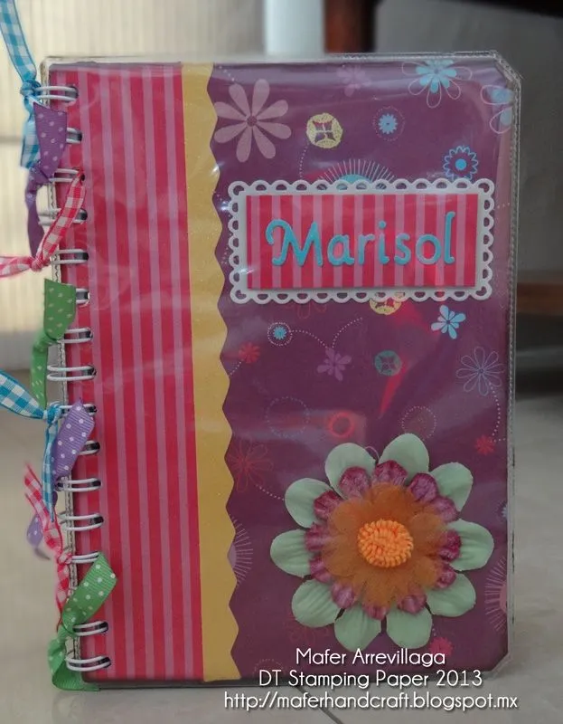 Stamping Paper: LIBRETA Y CARPETA PARA CHIKAS