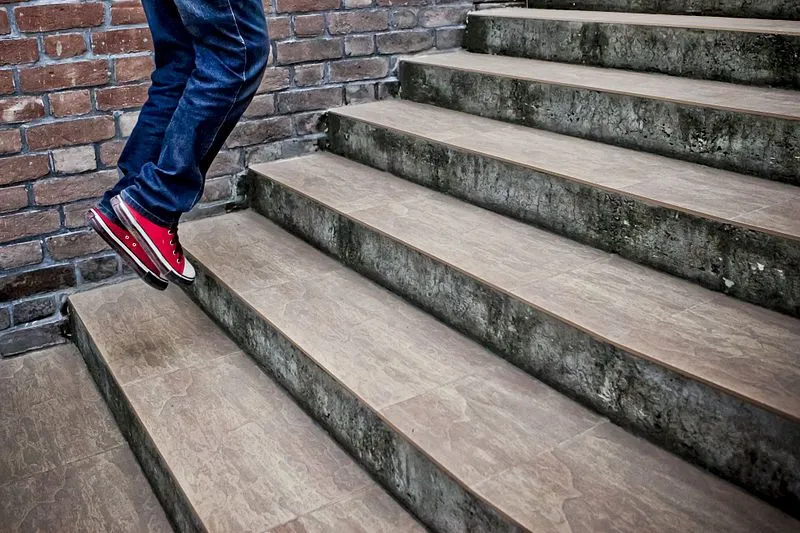 Cómo usar tu step para quemar hasta 600 calorías por hora ... Cómo usar tu step para quemar hasta 600 calorías por hora ...