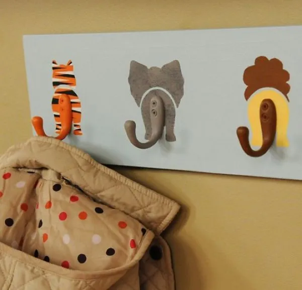 Stiloproyectos nº 38] Un perchero de animales - Sonambulistas