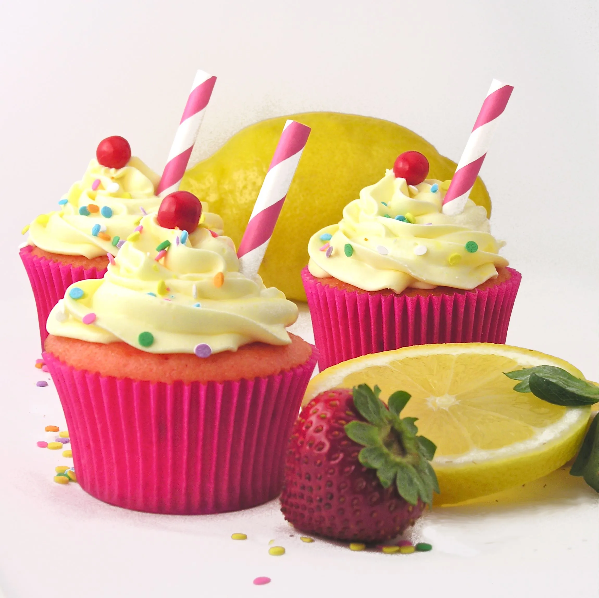Strawberry Lemonade Cupcakes!!!! | eASYbAKED Strawberry Lemonade Cupcakes!!!! | eASYbAKED