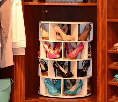 Style by Laura: INSPIRATION: Todos necesitamos un zapatero. Style by Laura: INSPIRATION: Todos necesitamos un zapatero.