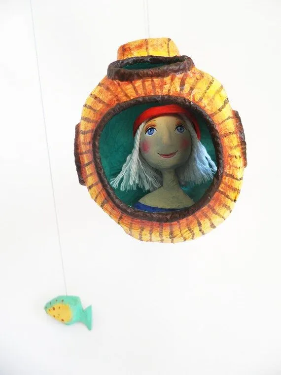 Submarino. Escultura de cartapesta y cerámica. por ninotas en Etsy