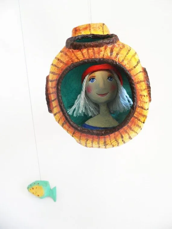 Submarino. Escultura de cartapesta y cerámica. por ninotas en Etsy Submarino. Escultura de cartapesta y cerámica. por ninotas en Etsy
