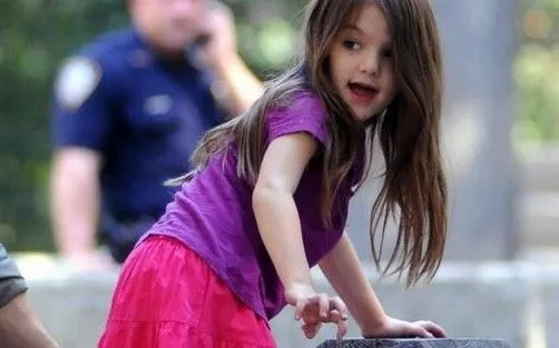 Suri Cruise es la niña más fashion de Hollywood - Generaccion.com
