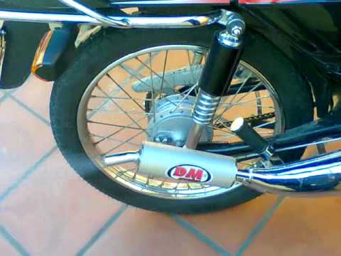 Suzuki AX 100 escape DM - YouTube