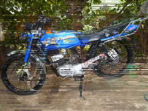 suzuki ax 100 al piso - YouTube