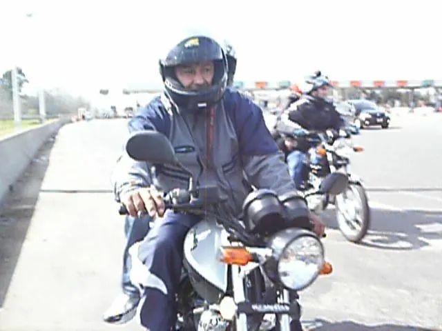 Suzuki AX100 Pasión por 2T: Salidas, Fotos