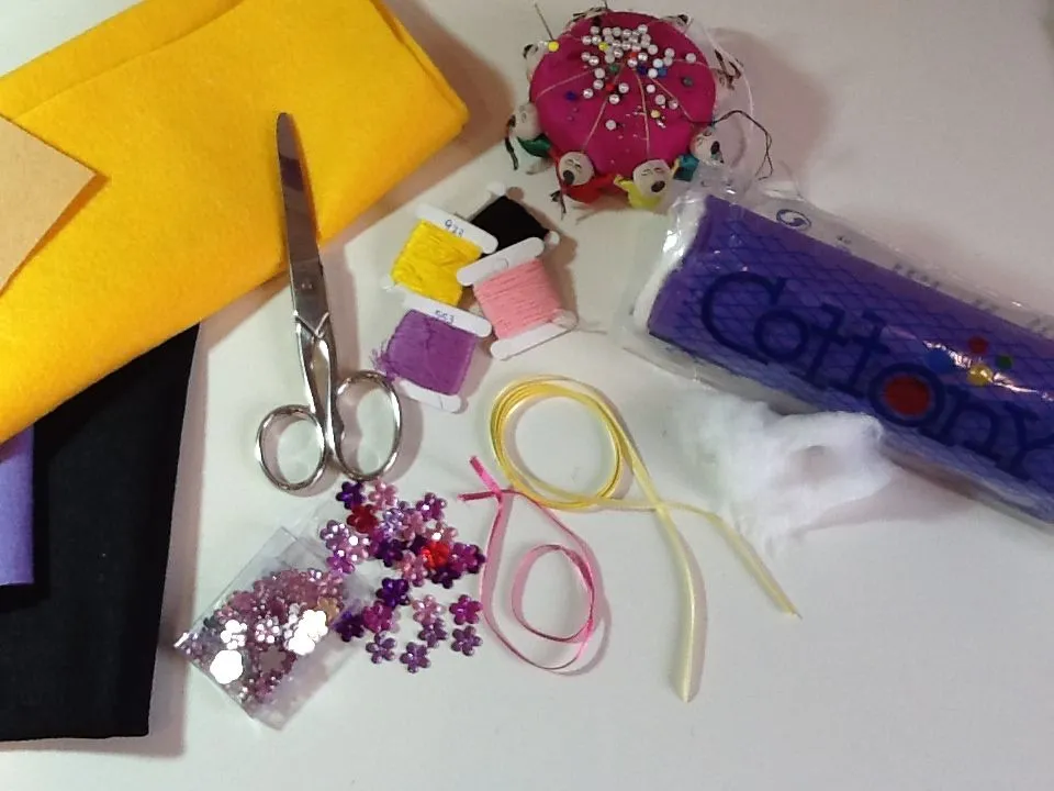 Sweet Dollies: TUTORIAL MUÑECA FIELTRO