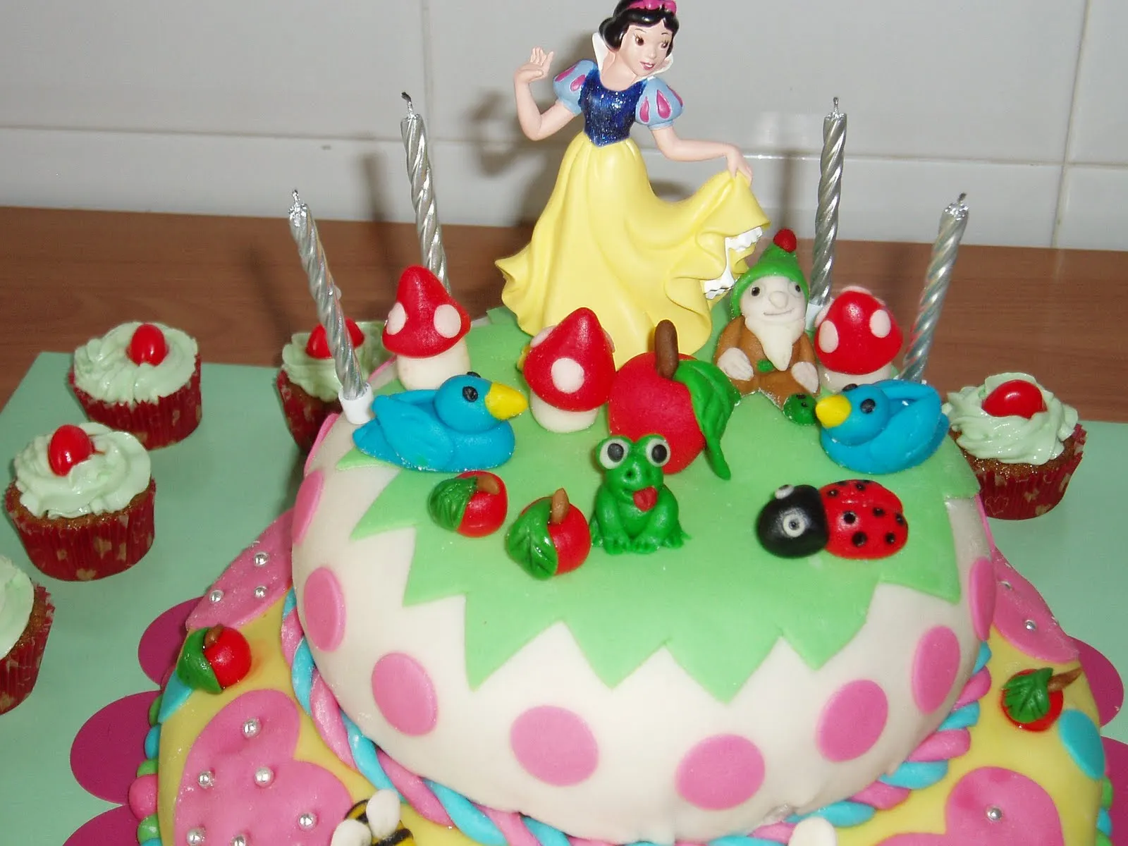 Muy Sweet: Tarta Blancanieves