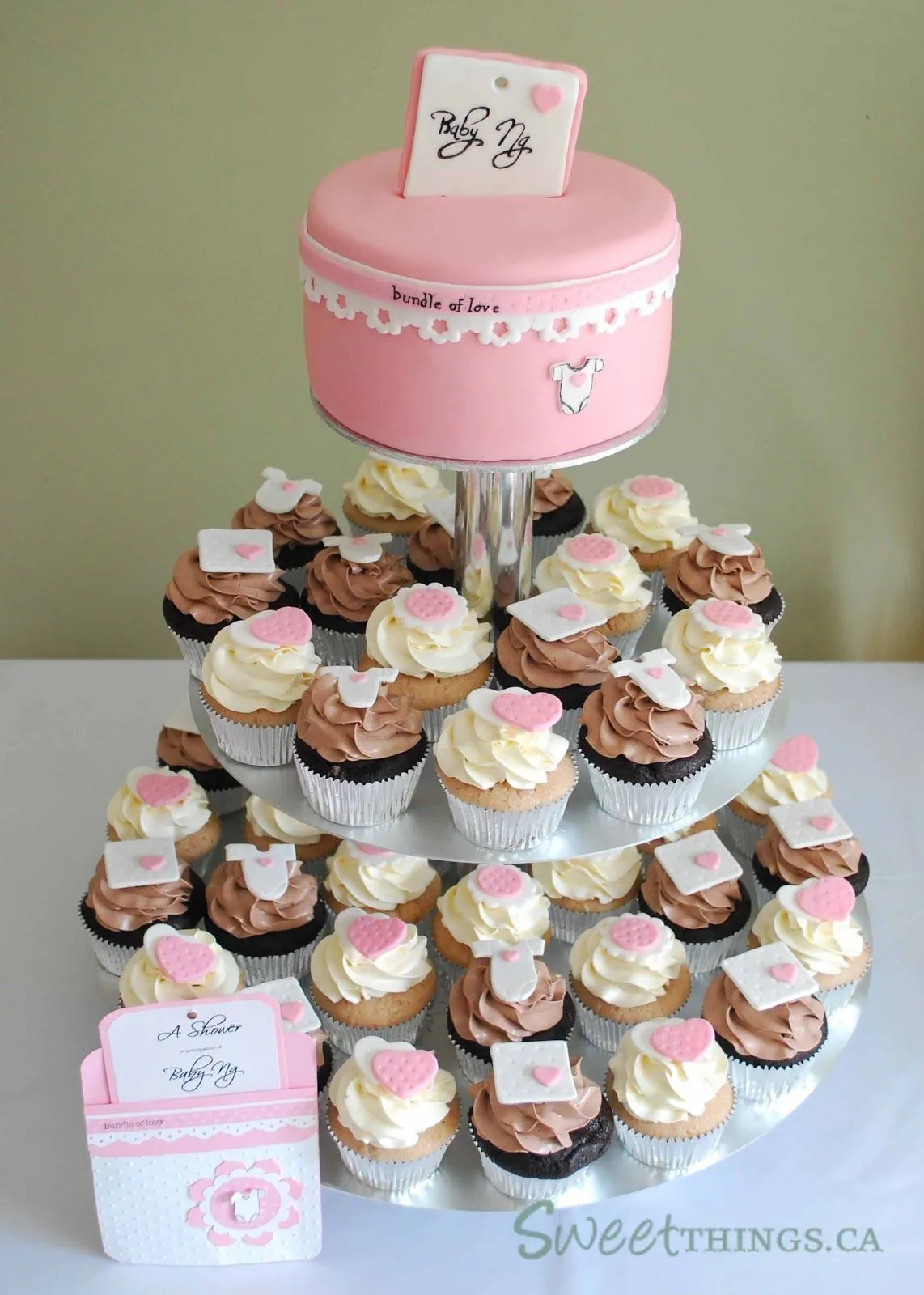 SweetThings: Baby Shower Cupcake Tower