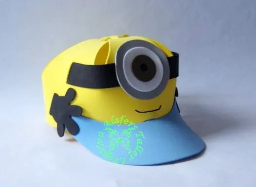 ALEFERS TALLER CREATIVO.: MINIONS - GORRAS EN FOAMI