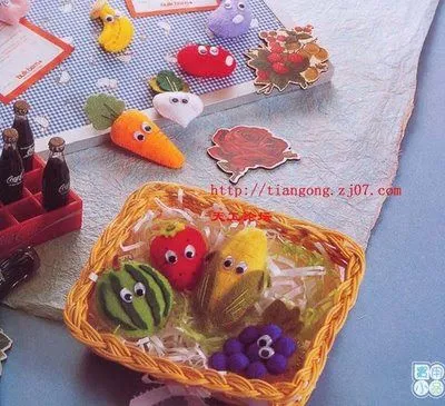 El taller de los duendes: Frutas de fieltro