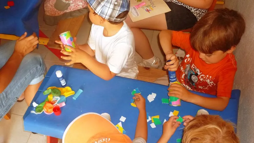 Nuevo taller de manualidades para niños | Noticias Hermandad ...