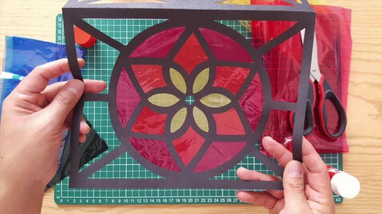 Taller vitral - YouTube