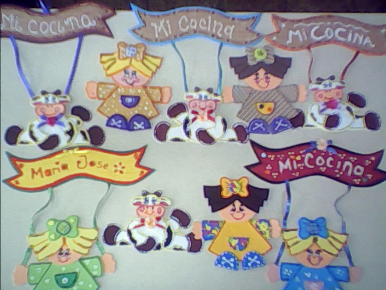 TALLERES DE MANUALIDADES 