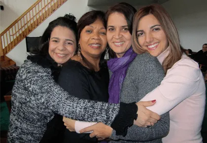 Tania Rubim en Español: Foto con Mensaje: El amor fraternal Tania Rubim en Español: Foto con Mensaje: El amor fraternal