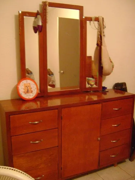 Tapicería Cóndor Comodas de Madera