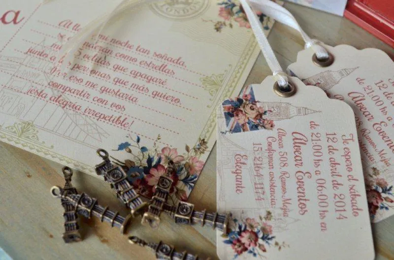 Una tarjeta de 15 años vintage estilo londinense | Tarjetas de 15 Una tarjeta de 15 años vintage estilo londinense | Tarjetas de 15