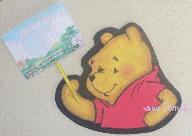 Tarjetas de invitación en goma eva wini poo - Imagui
