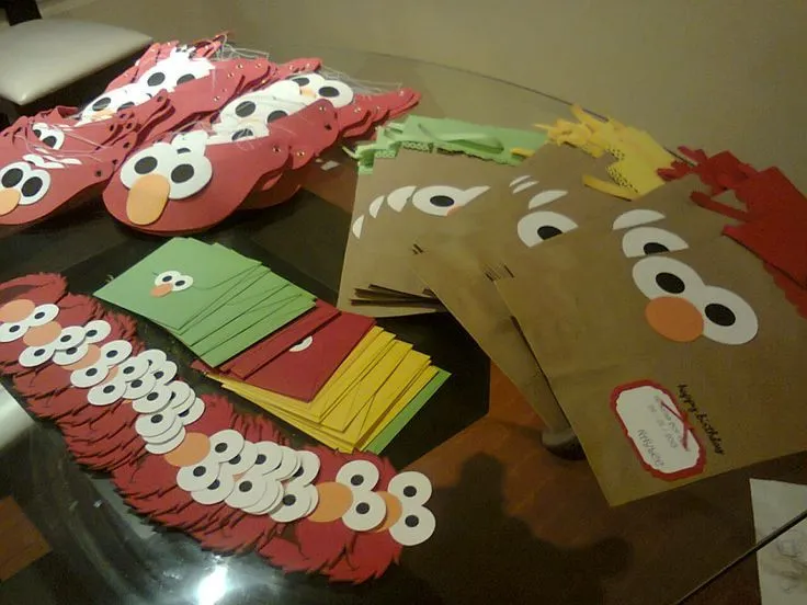 Tarjetas, invitaciones, bolsas para sorpresas y todo para ...