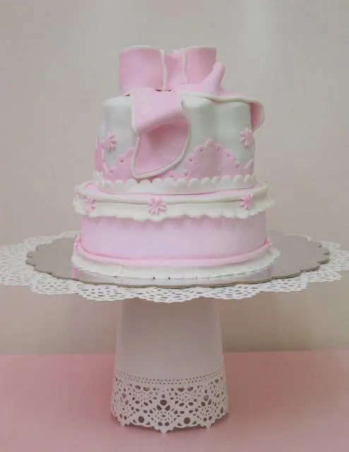 Torta de tres pisos para comunión - Imagui