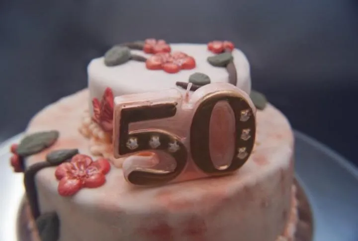 tarta cumpleaños adultos | facilisimo.com