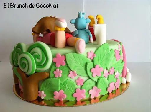 Tarta fondant Dora la Exploradora | El Brunch de CocoNat Tarta fondant Dora la Exploradora | El Brunch de CocoNat