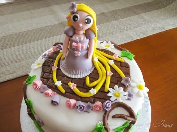 Tartas de fondant de Rapunzel - Imagui