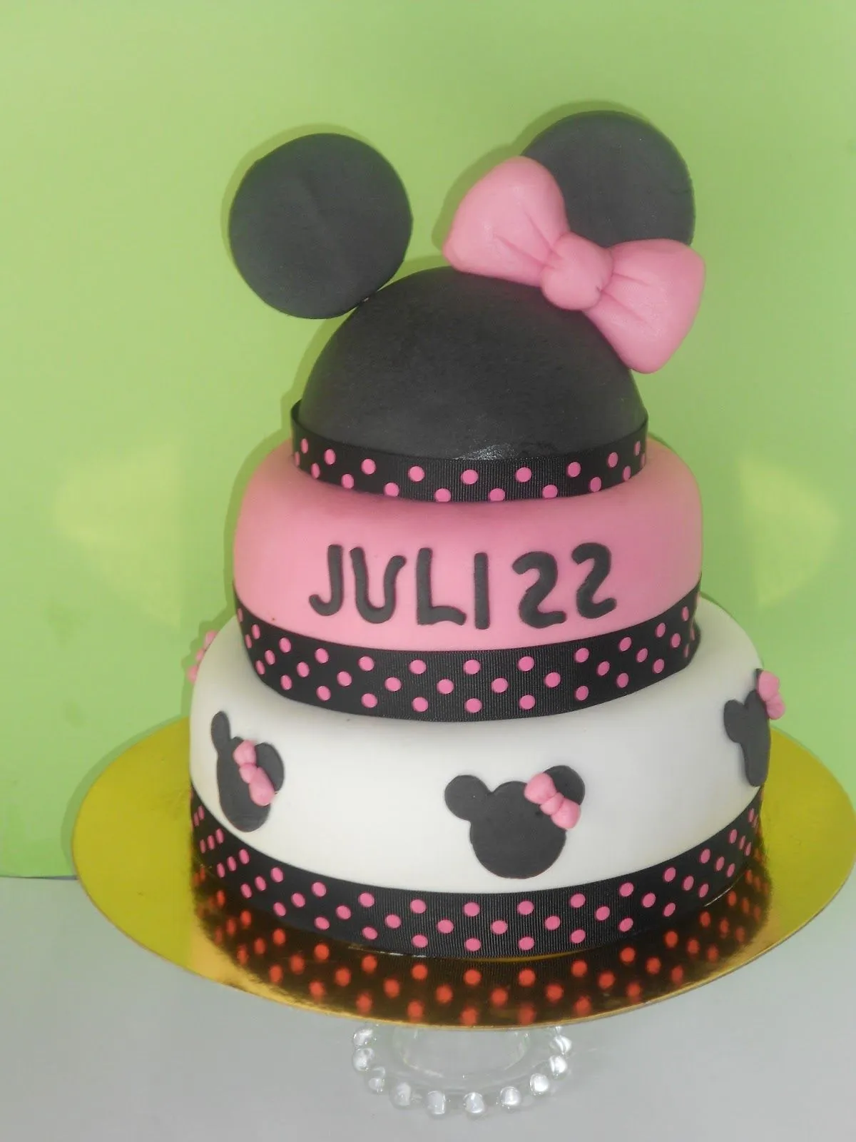 Tarta Minnie (cursos tartas fondant, galletas y cupakes Sevilla ...