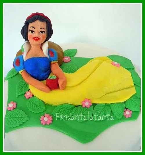 Tarta princesa Blancanieves y los siete enanitos |