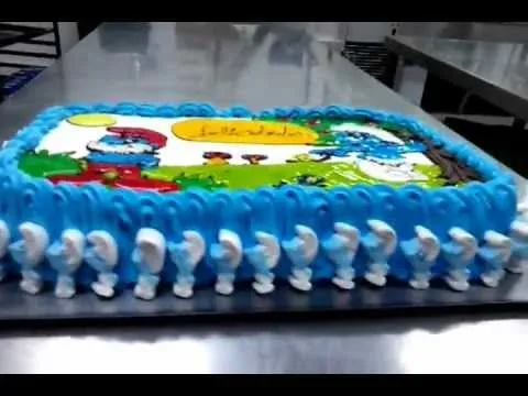 Tarta "Pitufos" - YouTube