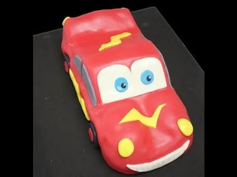 Cómo hacer una tarta de Rayo Mac queen de Cars con fondant en 3D ... Cómo hacer una tarta de Rayo Mac queen de Cars con fondant en 3D ...