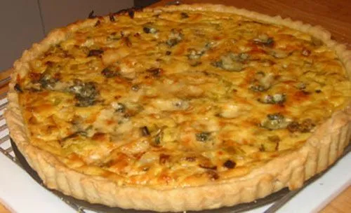 Tarta salada de apio y queso azul - comida sana Tarta salada de apio y queso azul - comida sana