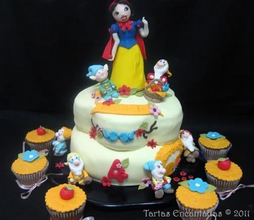 Tartas EncantadaS: Tarta “Blancanieves y los 7 enanitos”