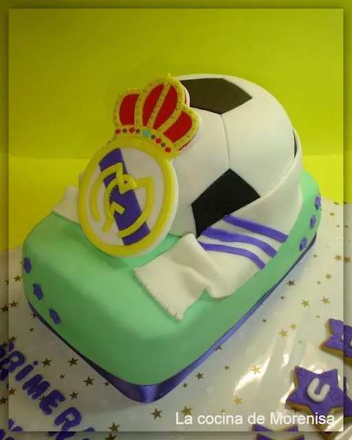 Escudo del real madrid hecho con gominolas - Receto Escudo del real madrid hecho con gominolas - Receto