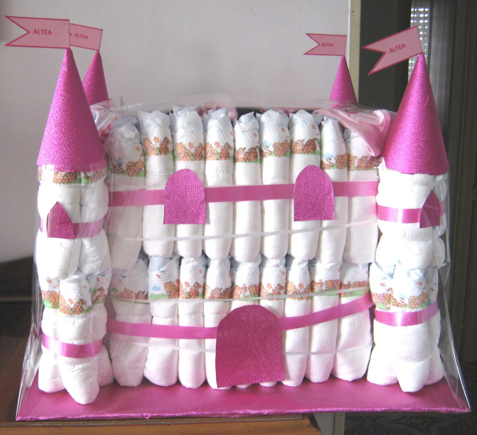 Tartas de pañales y más: CASTILLO ROSA DELUXE MINNIE MOUSE Tartas de pañales y más: CASTILLO ROSA DELUXE MINNIE MOUSE