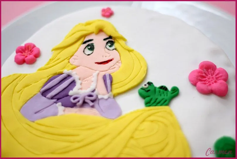 Tartas de Rapunzel y Cenicienta - No quieres caldo? Pues toma 2 tazas Tartas de Rapunzel y Cenicienta - No quieres caldo? Pues toma 2 tazas