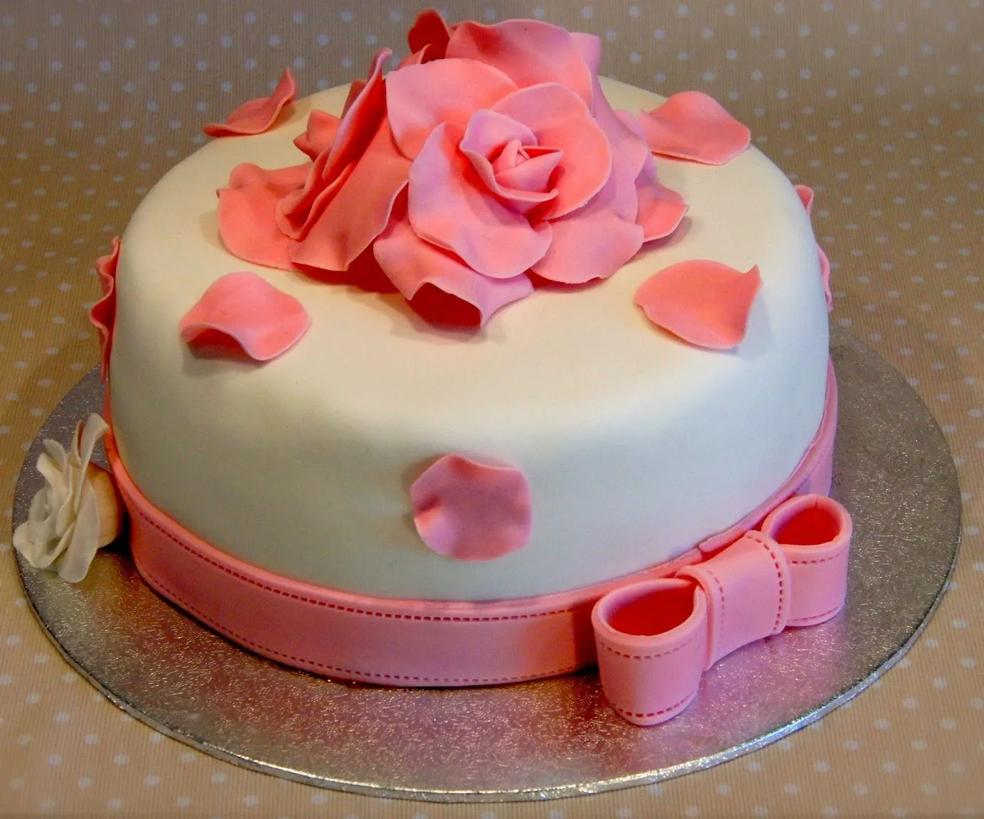 Tartas Románticas | Tartas de Fondant Madrid Tartas Románticas | Tartas de Fondant Madrid