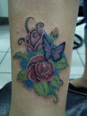 TATTOO: rosas-mariposa
