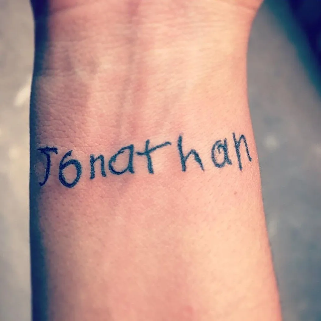 Tattoo uploaded by Karina Rdiz • 5to #tatto #garabatos nombre de mi #amor chiquito #sobrino #jonatran, el mismo escribió su nombre Tattoo uploaded by Karina Rdiz • 5to #tatto #garabatos nombre de mi #amor chiquito #sobrino #jonatran, el mismo escribió su nombre