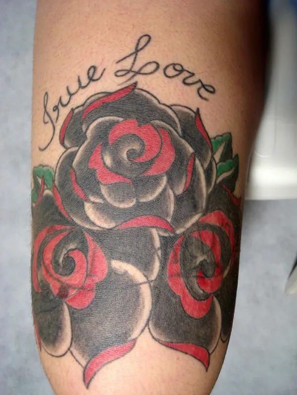 Rosas negras tatuaje - Imagui