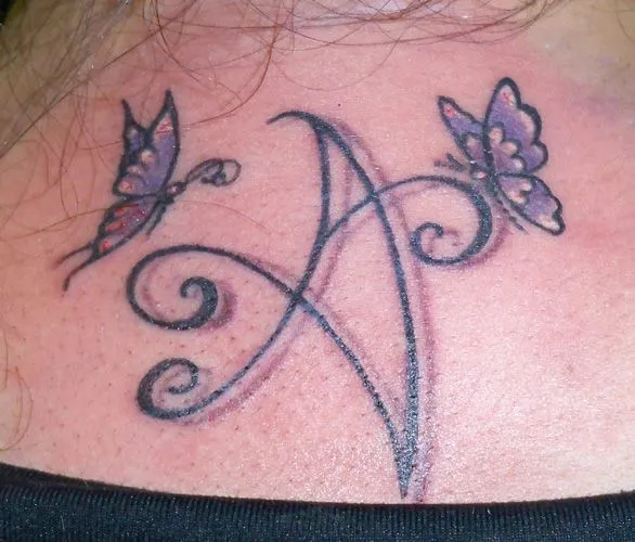 Tatuaggi lettere | Tatuaggi e Piercing | Donnee. Tatuaggi lettere | Tatuaggi e Piercing | Donnee.