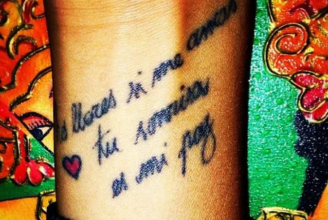 Tatuaggio d'amore di Belén a Stefano Il tuo sorriso è la mia pace